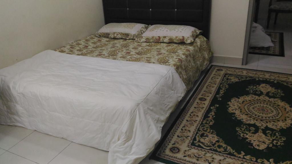 Kenanga Homestay Nilai Luaran gambar